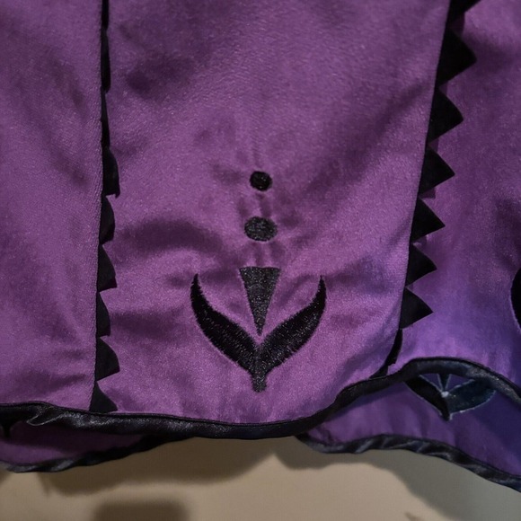 Disney Store Frozen Anna Purple Cape Only Costume Halloween Size‎ 7/8 - Picture 5 of 8